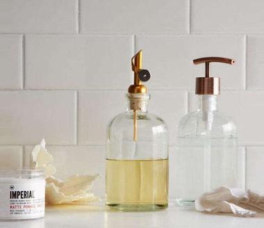 Glass Spray Bottles: How to Organize Your Cleaning Supplies - RAIL19