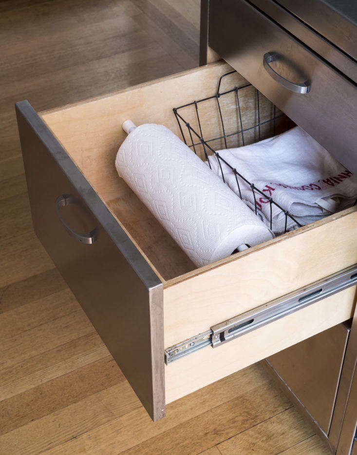 Paper towel holder discount drawer